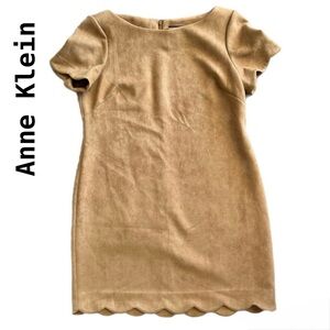 Anne Klein Tan Faux-Suede Scalloped Hem Dress – Chic & Timeless Style Size Large